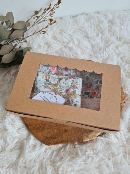 Coffret lingettes et serviette invité en Liberty